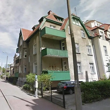 Winieckiego, * Sopot